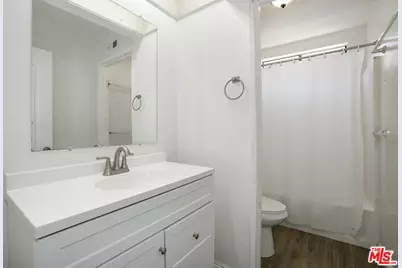 28602 Heather Ln, Castaic, CA 91384 - Photo 27