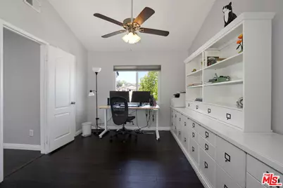 28602 Heather Ln, Castaic, CA 91384 - Photo 19