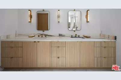 738 Palms Blvd, Venice, CA 90291 - Photo 11