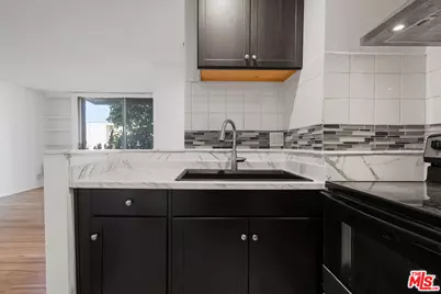 210 S La Fayette Park Pl #201, Los Angeles, CA 90057 - Photo 7