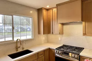 8938 Monogram Ave, Los Angeles, CA 91343 - Photo 7