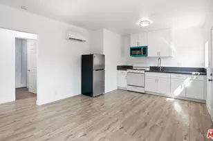 208 W 49th St, Los Angeles, CA 90037 - Photo 5