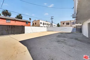1311 W Martin Luther King Jr Blvd, Los Angeles, CA 90037 - Photo 19