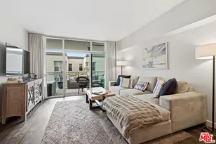 13700 Marina Pointe Dr, Marina del Rey, CA 90292 - Photo 3