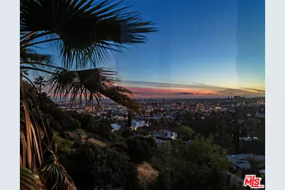 5690 Hill Oak Dr, Los Angeles, CA 90068 - Photo 17