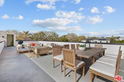 1964 Thayer Ave, Los Angeles, CA 90025 - Photo 29
