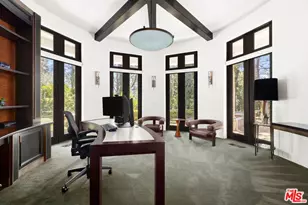 12705 Chalon Rd, Los Angeles, CA 90049 - Photo 31