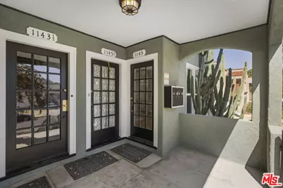1143 N Commonwealth Ave, Los Angeles, CA 90029 - Photo 21