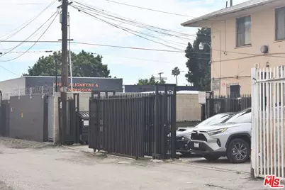 904 N Western Ave, Los Angeles, CA 90029 - Photo 11