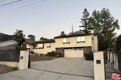 10330 Marcus Ave, Los Angeles, CA 91042 - Photo 1