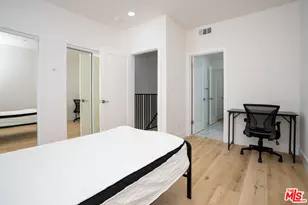 1286 W 35th Pl, Los Angeles, CA 90007 - Photo 15