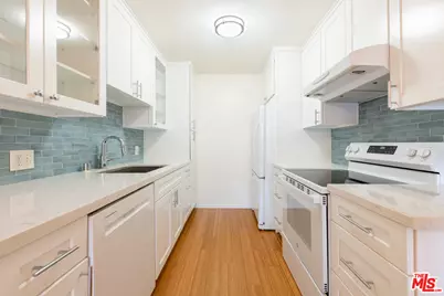 532 N Rossmore Ave #108, Los Angeles, CA 90004 - Photo 5