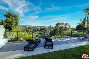 20326 Alerion Pl, Los Angeles, CA 91364 - Photo 15