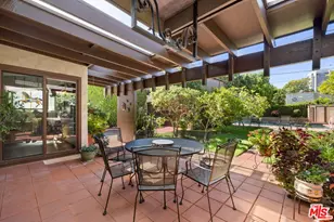 10461 Wilkins Ave, Los Angeles, CA 90024 - Photo 23