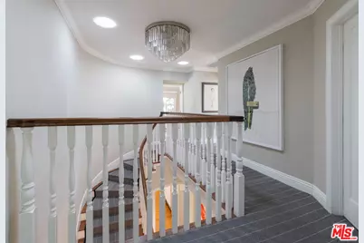 160 Bronwood Ave, Los Angeles, CA 90049 - Photo 19