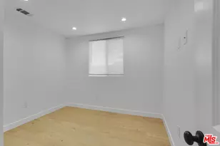 8637 Orchard Ave, Los Angeles, CA 90044 - Photo 15