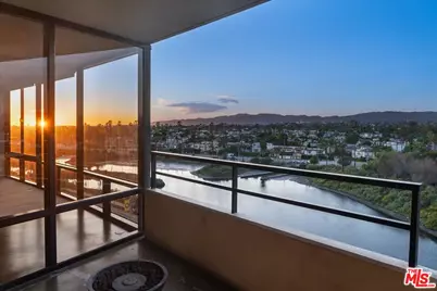 4316 Marina City Dr #327, Marina del Rey, CA 90292 - Photo 27