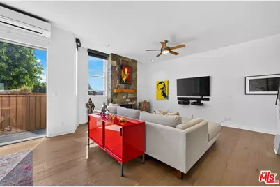 650 Rose Ave #2, Venice, CA 90291 - Photo 5
