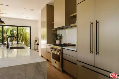 12906 Rubens Ave, Los Angeles, CA 90066 - Photo 11