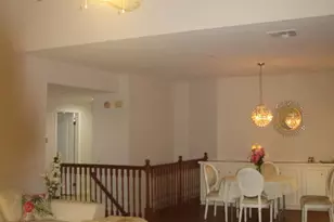 10630 Eastborne Ave, Los Angeles, CA 90024 - Photo 11
