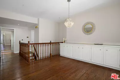 10630 Eastborne Ave #306, Los Angeles, CA 90024 - Photo 11