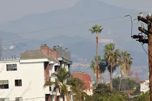10630 Eastborne Ave, Los Angeles, CA 90024 - Photo 19