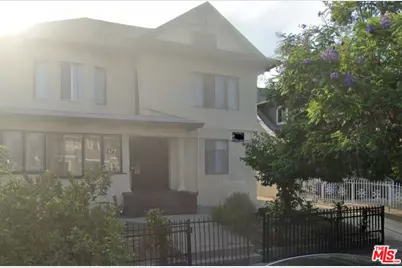 1678 Roosevelt Ave, Los Angeles, CA 90006 - Photo 1