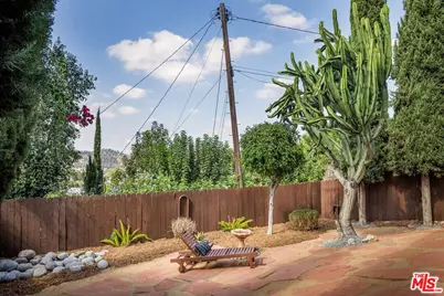 2140 Rome Dr, Los Angeles, CA 90065 - Photo 21