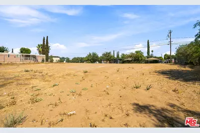 21715 Perry St, Perris, CA 92570 - Photo 7