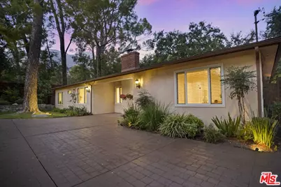 2452 N Altadena Dr, Altadena, CA 91001 - Photo 7