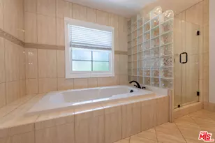 4421 Strohm Ave, Toluca Lake, CA 91602 - Photo 17