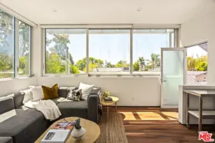 1076 Palms Blvd, Venice, CA 90291 - Photo 21