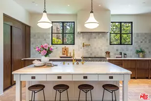 976 N Alpine Dr, Beverly Hills, CA 90210 - Photo 9