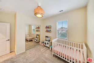 25151 Golden Maple Dr, Santa Clarita, CA 91387 - Photo 35