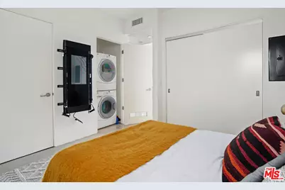 803 Wilcox Ave #10, Los Angeles, CA 90038 - Photo 19