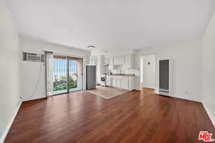 941 S Gramercy Pl, Los Angeles, CA 90019 - Photo 13