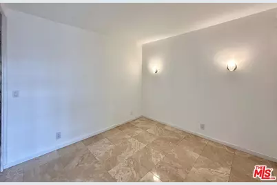 999 N Doheny Dr #711, West Hollywood, CA 90069 - Photo 3