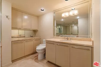 8787 Shoreham Dr #407, West Hollywood, CA 90069 - Photo 15