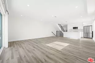 636 W 76th St, Los Angeles, CA 90044 - Photo 23