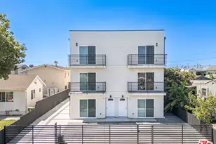 636 W 76th St, Los Angeles, CA 90044 - Photo 3