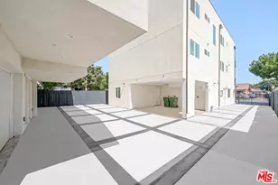 636 W 76th St, Los Angeles, CA 90044 - Photo 15