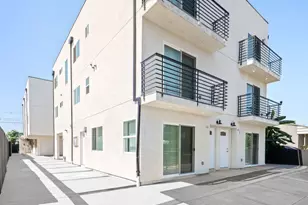 636 W 76th St, Los Angeles, CA 90044 - Photo 9
