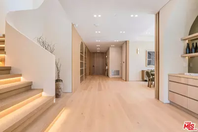 16723 La Maida St, Los Angeles, CA 91436 - Photo 9