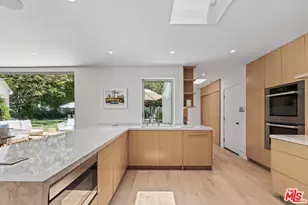 9451 Hidden Valley Pl, Beverly Hills, CA 90210 - Photo 15