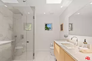 9451 Hidden Valley Pl, Beverly Hills, CA 90210 - Photo 27