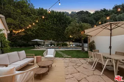 9451 Hidden Valley Pl, Beverly Hills, CA 90210 - Photo 5