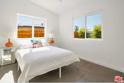 4325 E Calle De Carlos, Palm Springs, CA 92264 - Photo 9