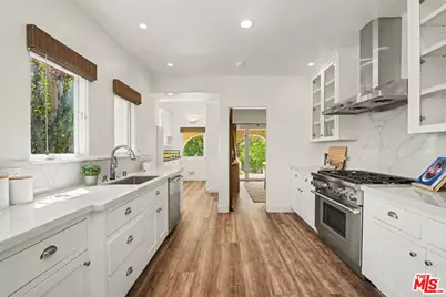 2254 Kelton Ave, Los Angeles, CA 90064 - Photo 21