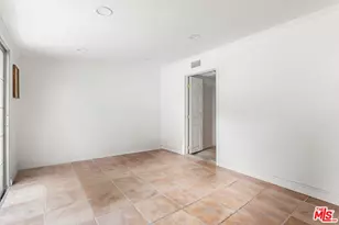 11853 Cantara St, Los Angeles, CA 91605 - Photo 23