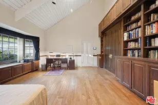 2527 Banyan Dr, Los Angeles, CA 90049 - Photo 9